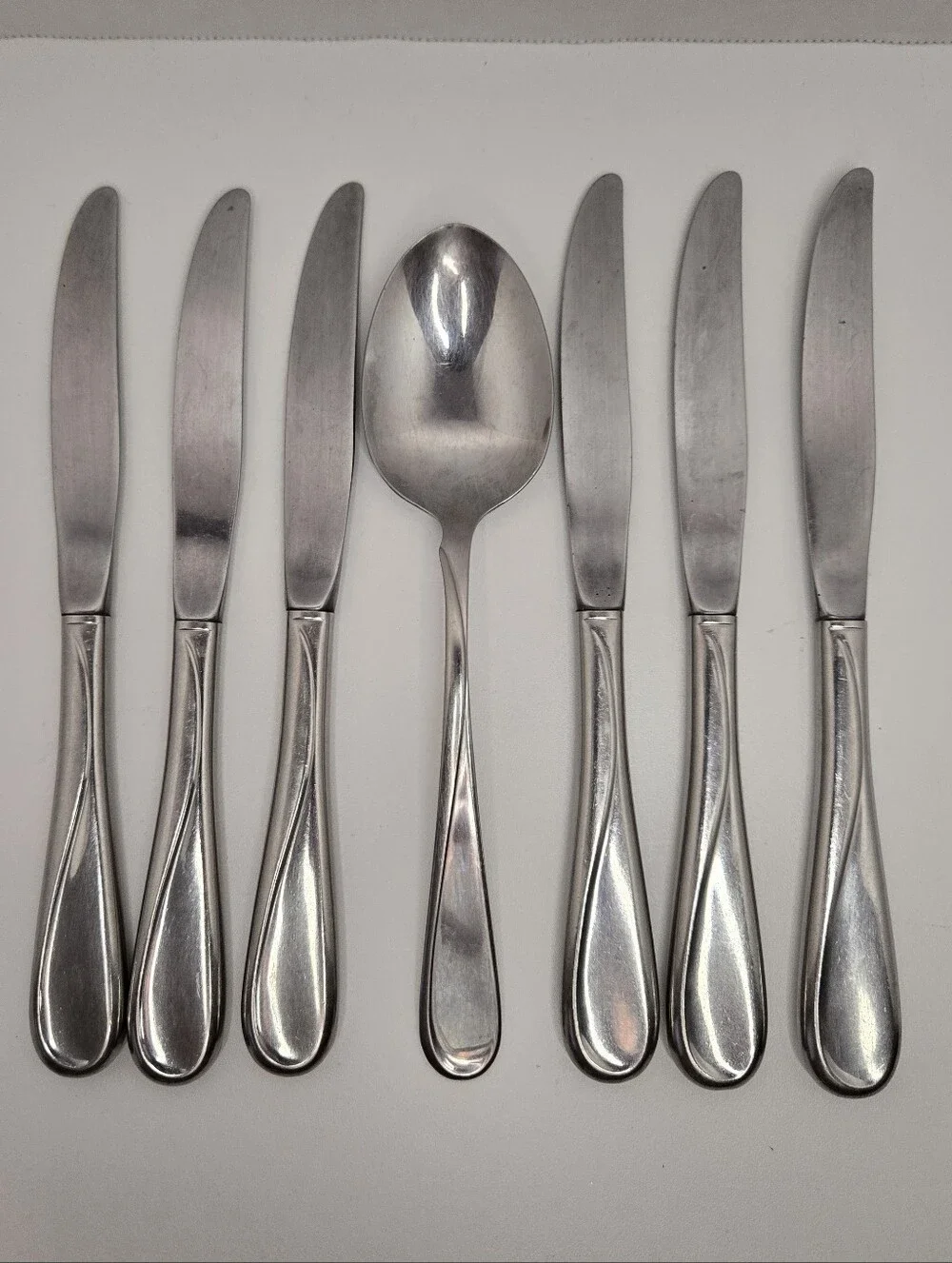 Oneida FLIGHT RELIANCE Stainless Flatware Set 1 Serving Spoon 6 Dinner Knives